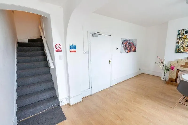 Apartment Beautiful En-Suite Room In A House With Free On-Street Parking! Plumstead  United Kingdom