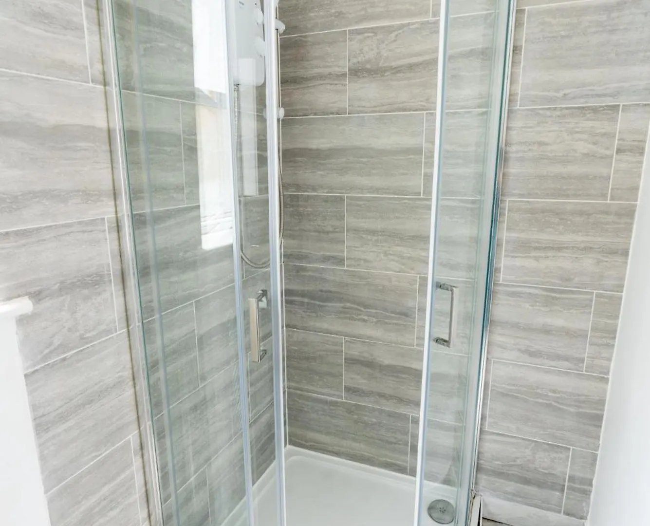 Beautiful En-Suite Room In A House With Free On-Street Parking! Plumstead  Plumstead (Greater London)